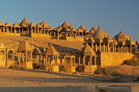 india palace on wheel rail tour